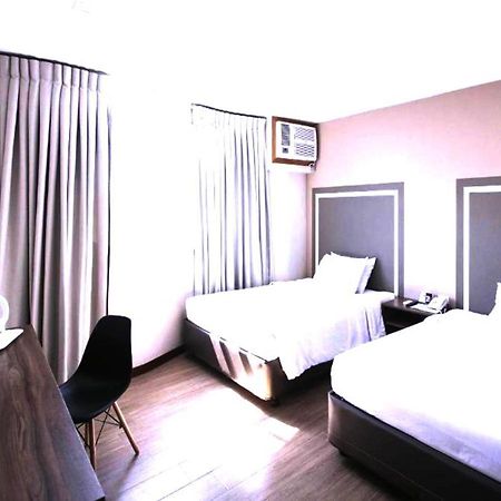 Capital O 911 S Hotel And Residences Cebu Ngoại thất bức ảnh